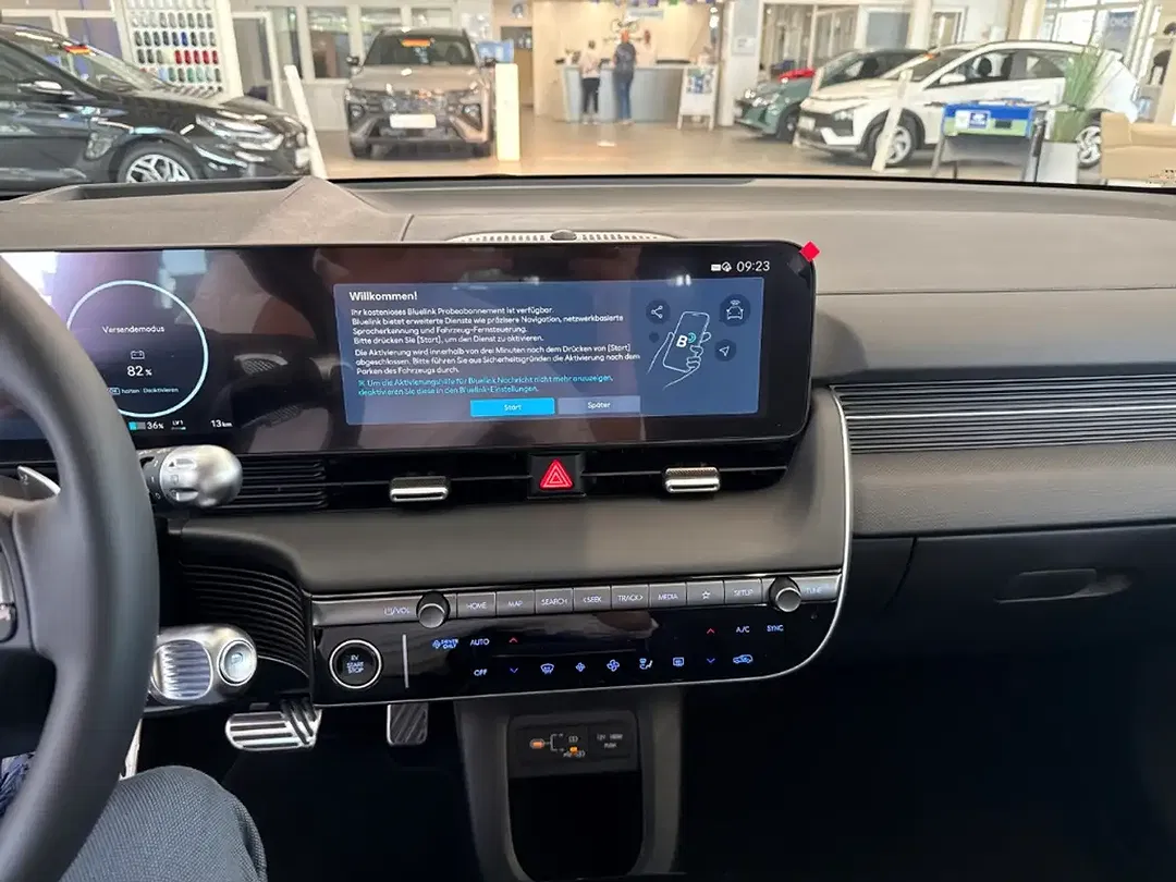 Hyundai IONIQ 5 - Thumbnail 9