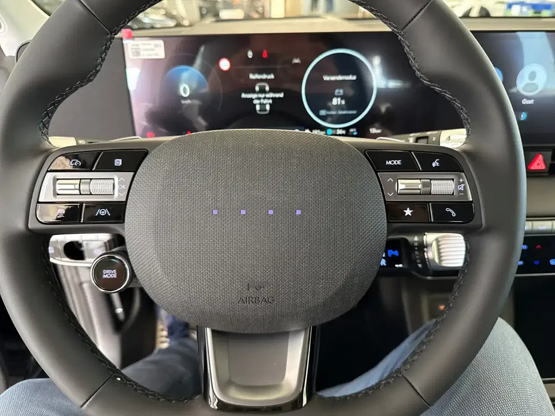 Hyundai IONIQ 5 - Thumbnail 11