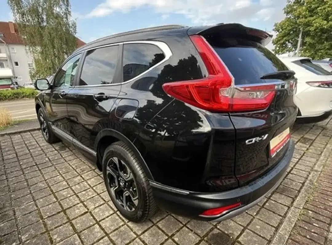 Honda CR-V - Thumbnail 3