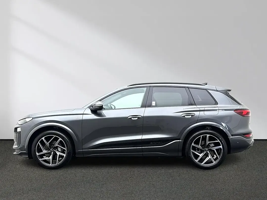 Audi Q6 e-tron quattro S line - foto 1