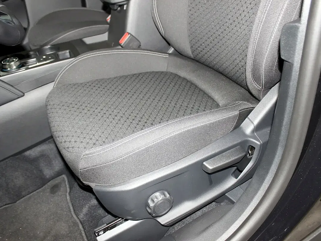 Ford Kuga - Thumbnail 16