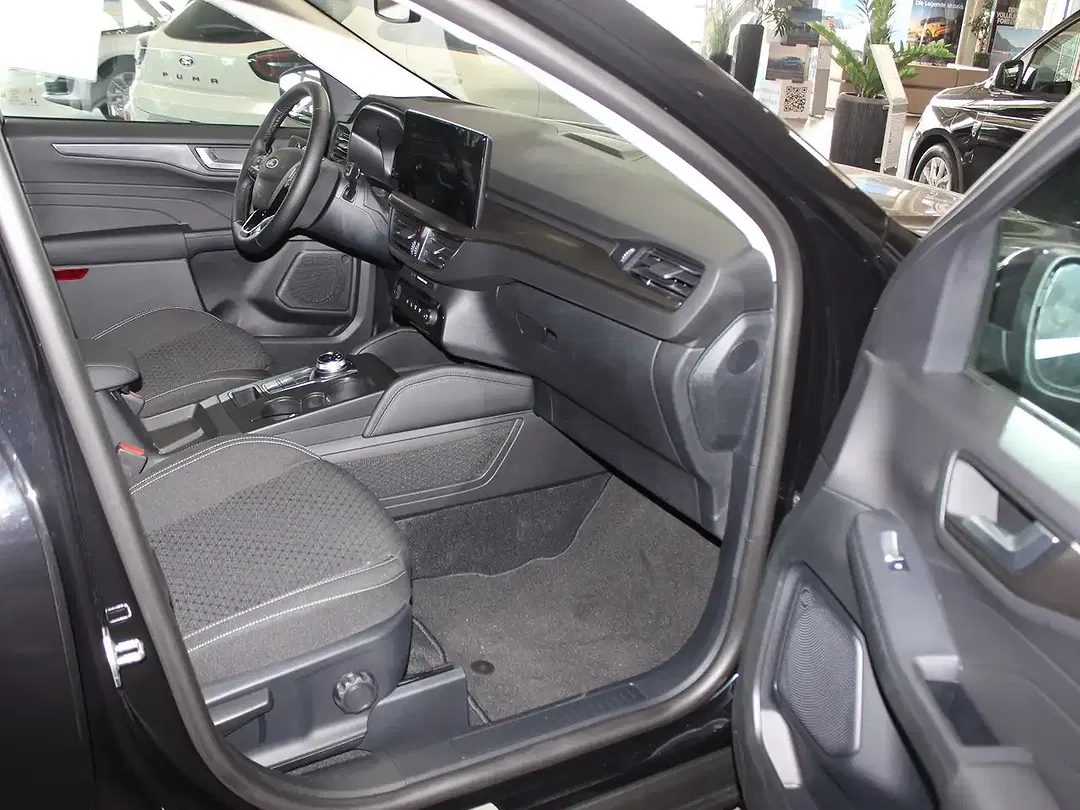 Ford Kuga - Thumbnail 30