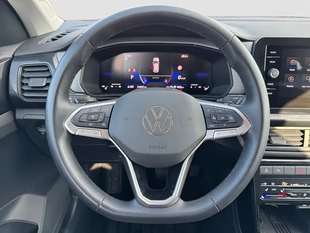 Volkswagen T-Cross - Thumbnail 13
