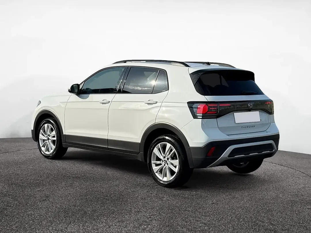 Volkswagen T-Cross - Thumbnail 4