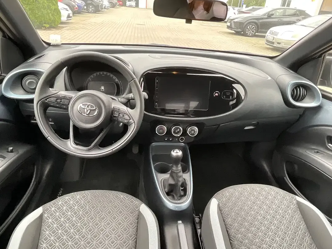 Toyota Aygo - Thumbnail 9