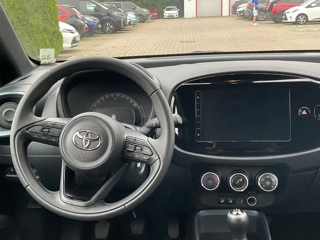 Toyota Aygo - Thumbnail 10