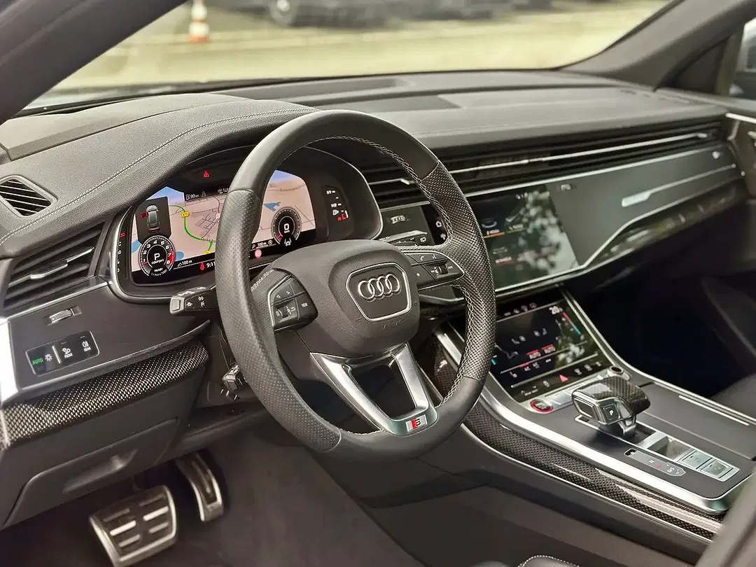 Audi SQ8 - Thumbnail 10