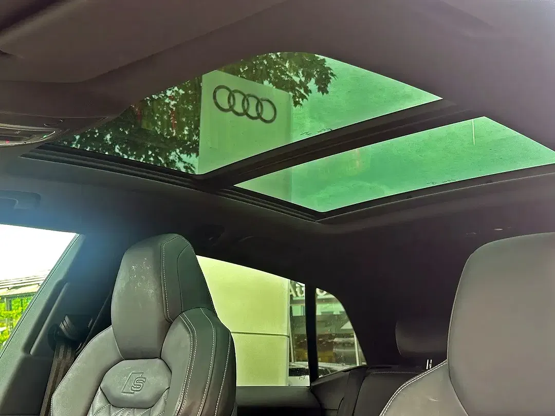 Audi SQ8 - Thumbnail 12