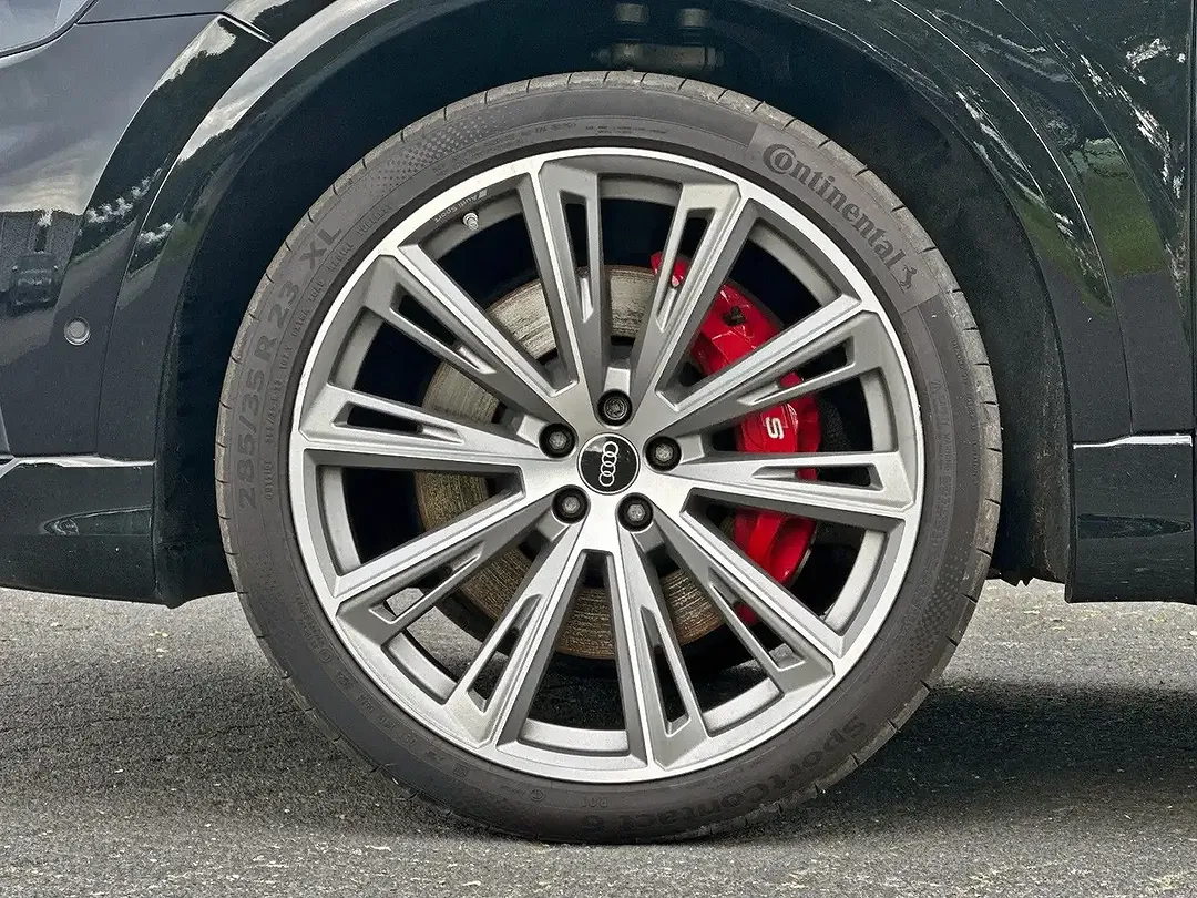 Audi SQ8 - Thumbnail 5