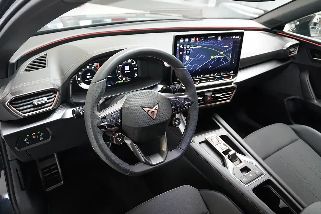 CUPRA Leon - Thumbnail 10