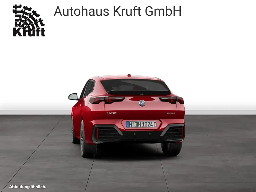 BMW iX2 - Thumbnail 8