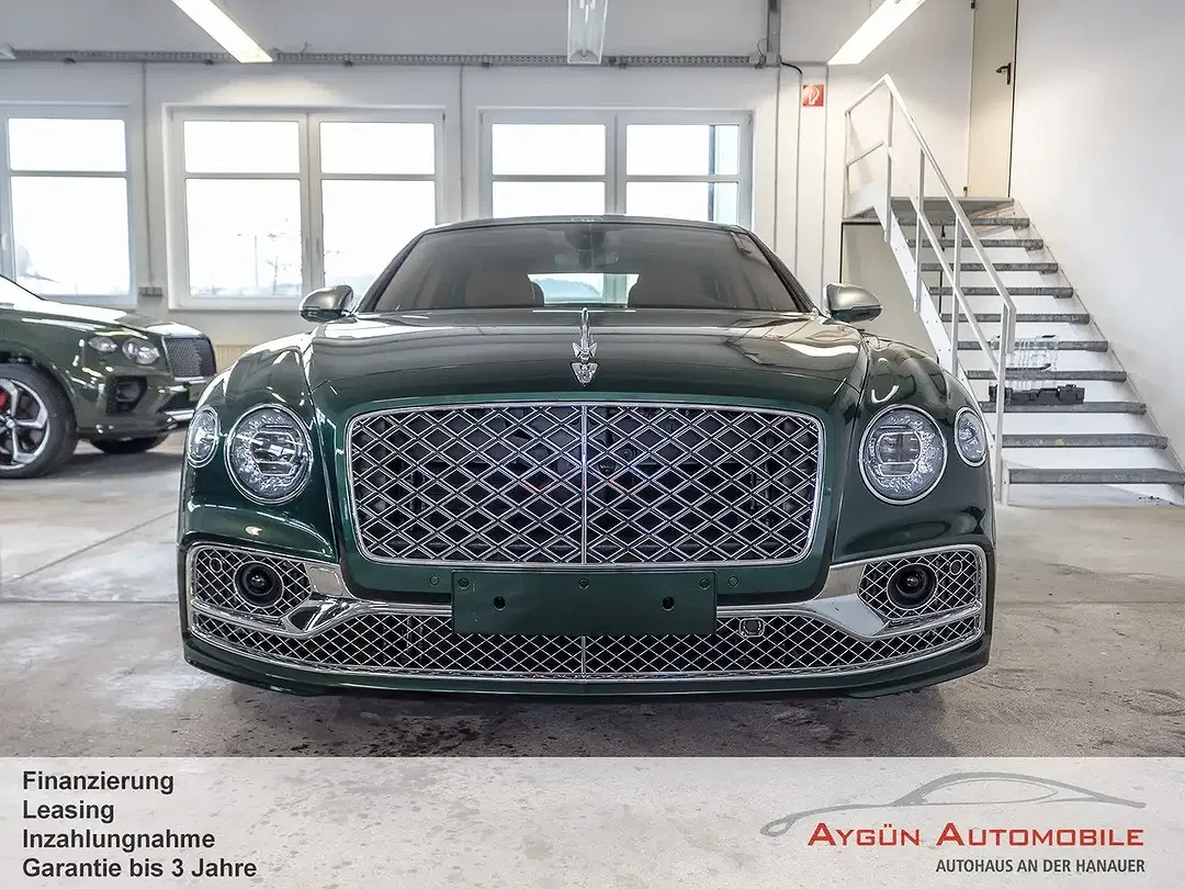 Bentley Flying Spur - Thumbnail 3