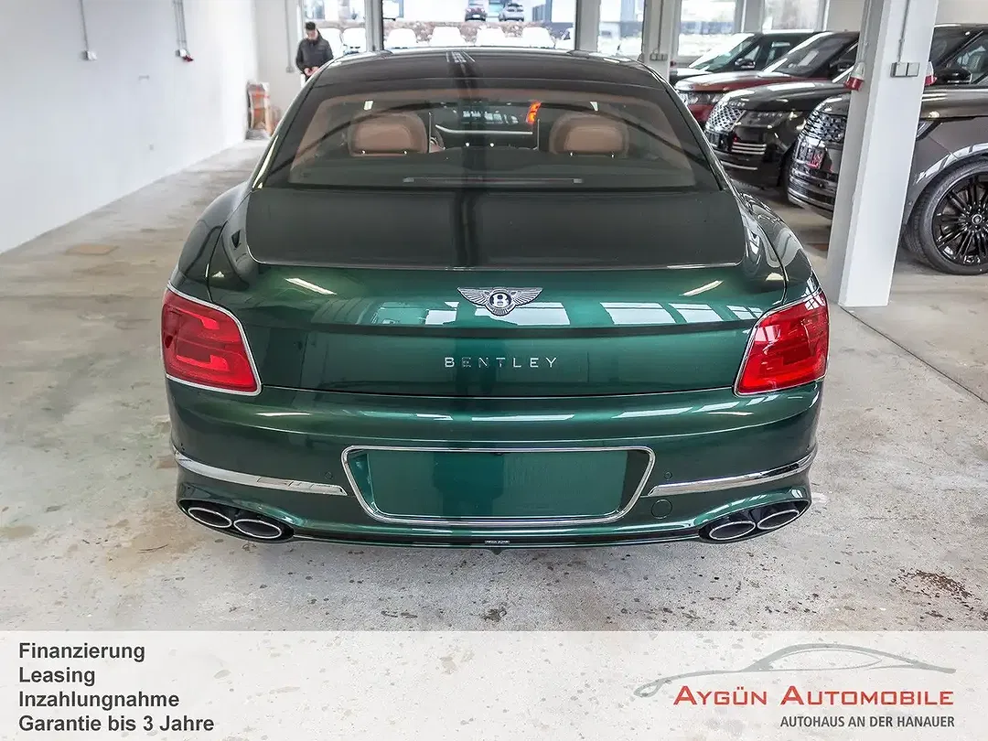 Bentley Flying Spur - Thumbnail 6