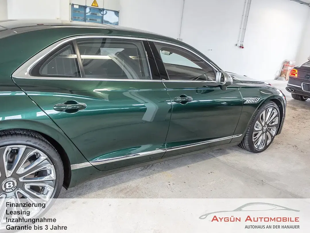 Bentley Flying Spur - Thumbnail 7