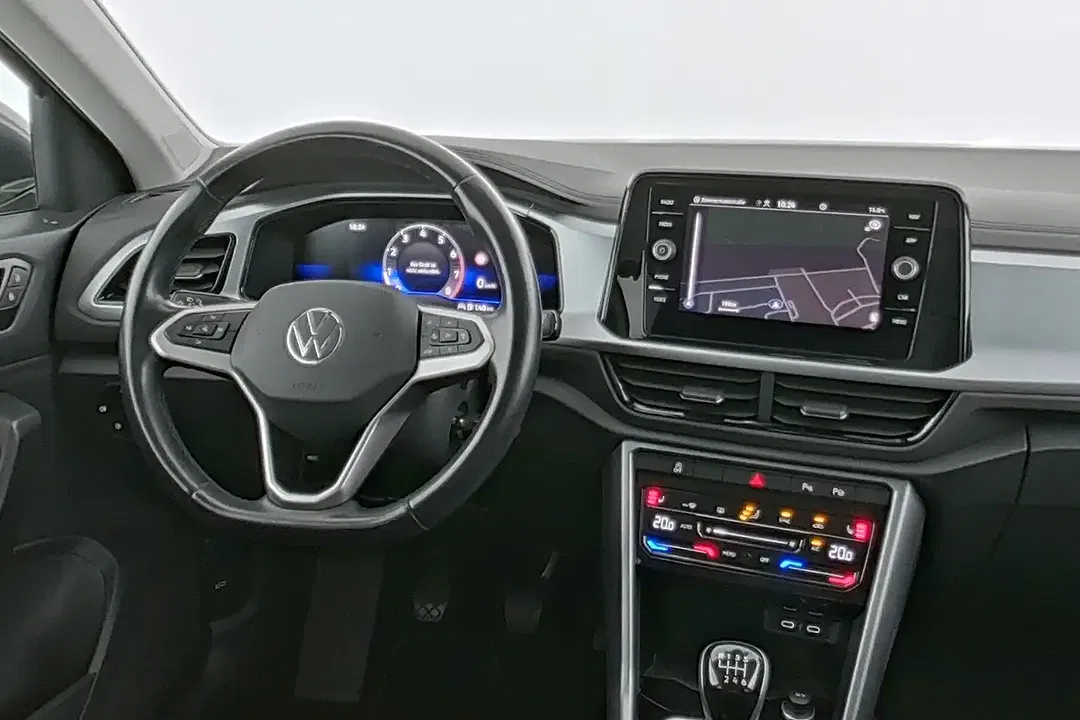 Volkswagen T-Roc - Thumbnail 10