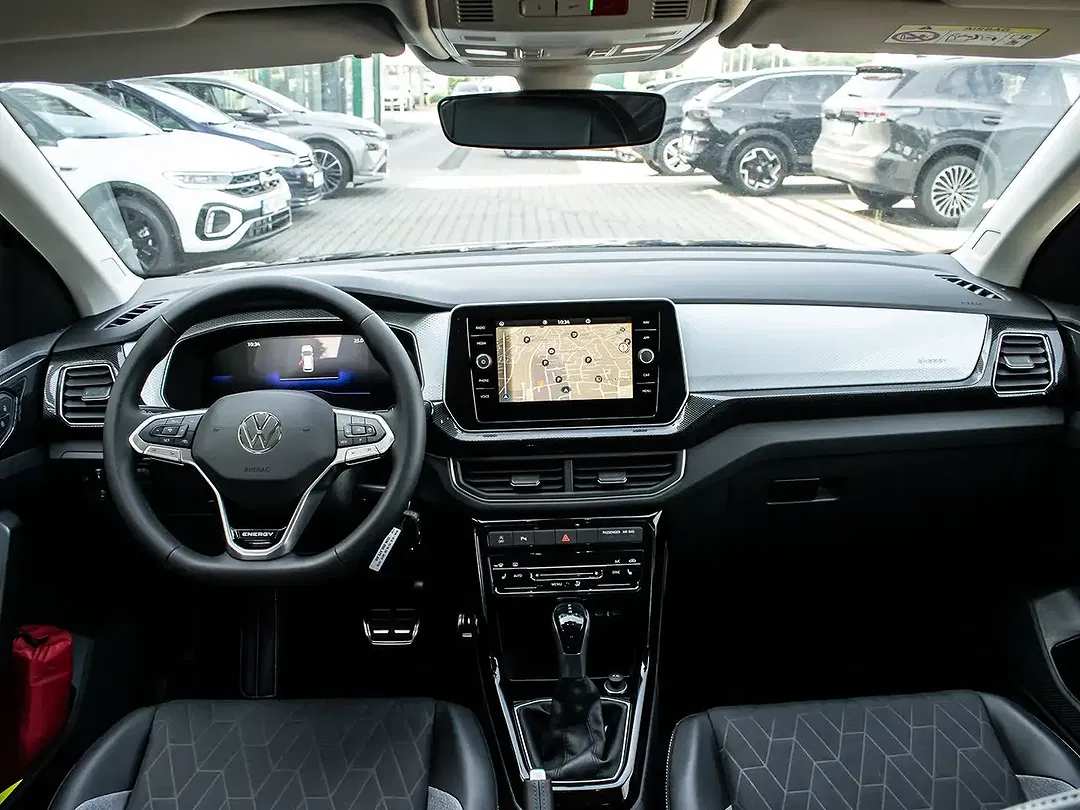 Volkswagen T-Cross - Thumbnail 8