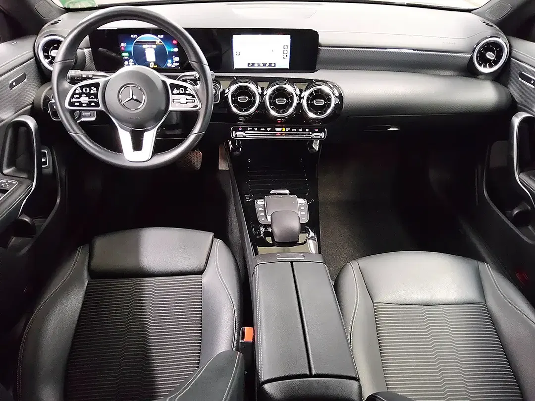 Mercedes-Benz CLA 250 - Thumbnail 5
