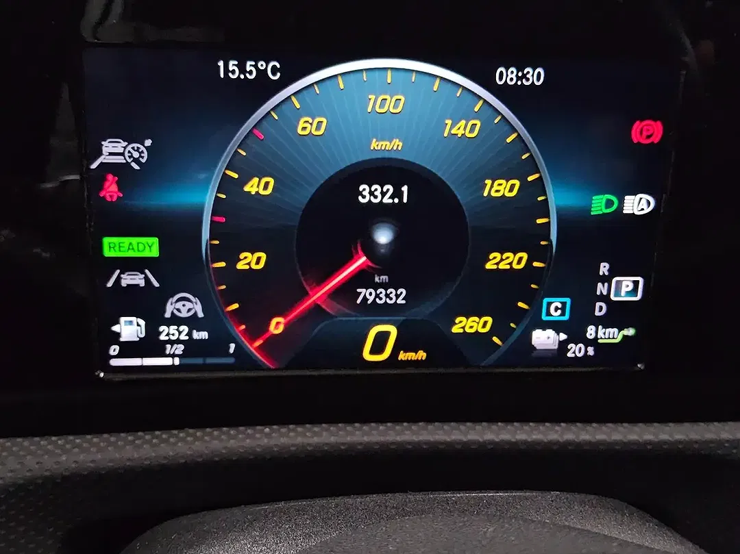 Mercedes-Benz CLA 250 - Thumbnail 8