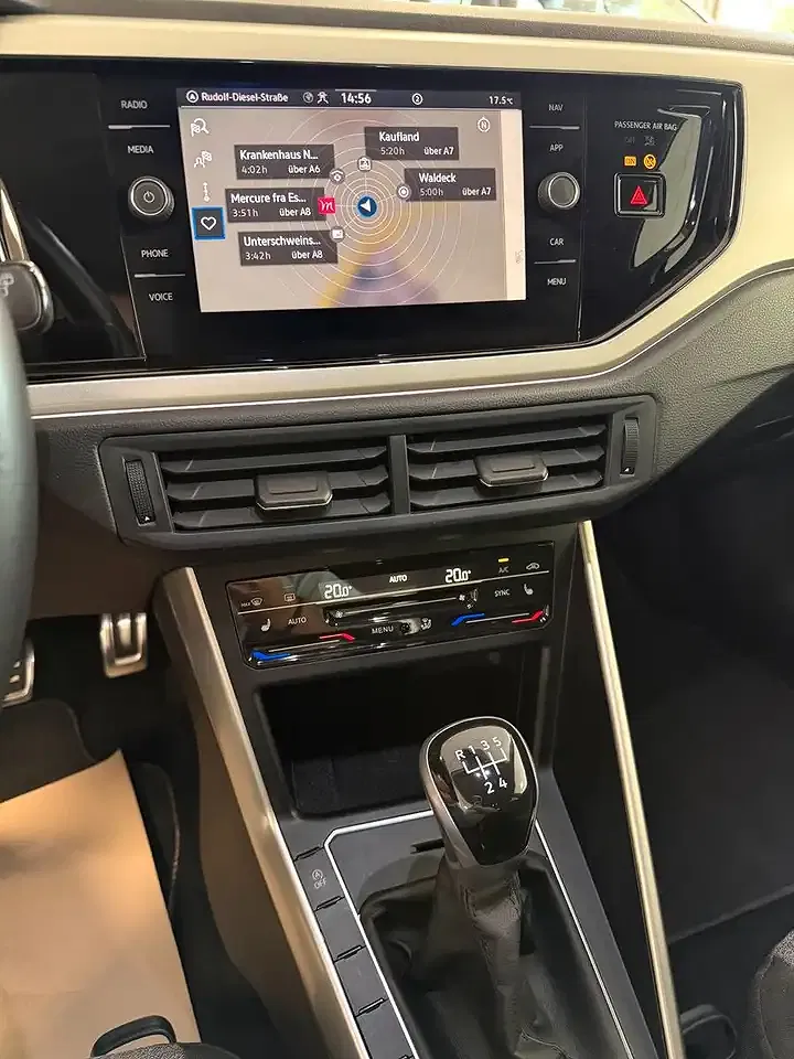 Volkswagen Taigo - Thumbnail 12