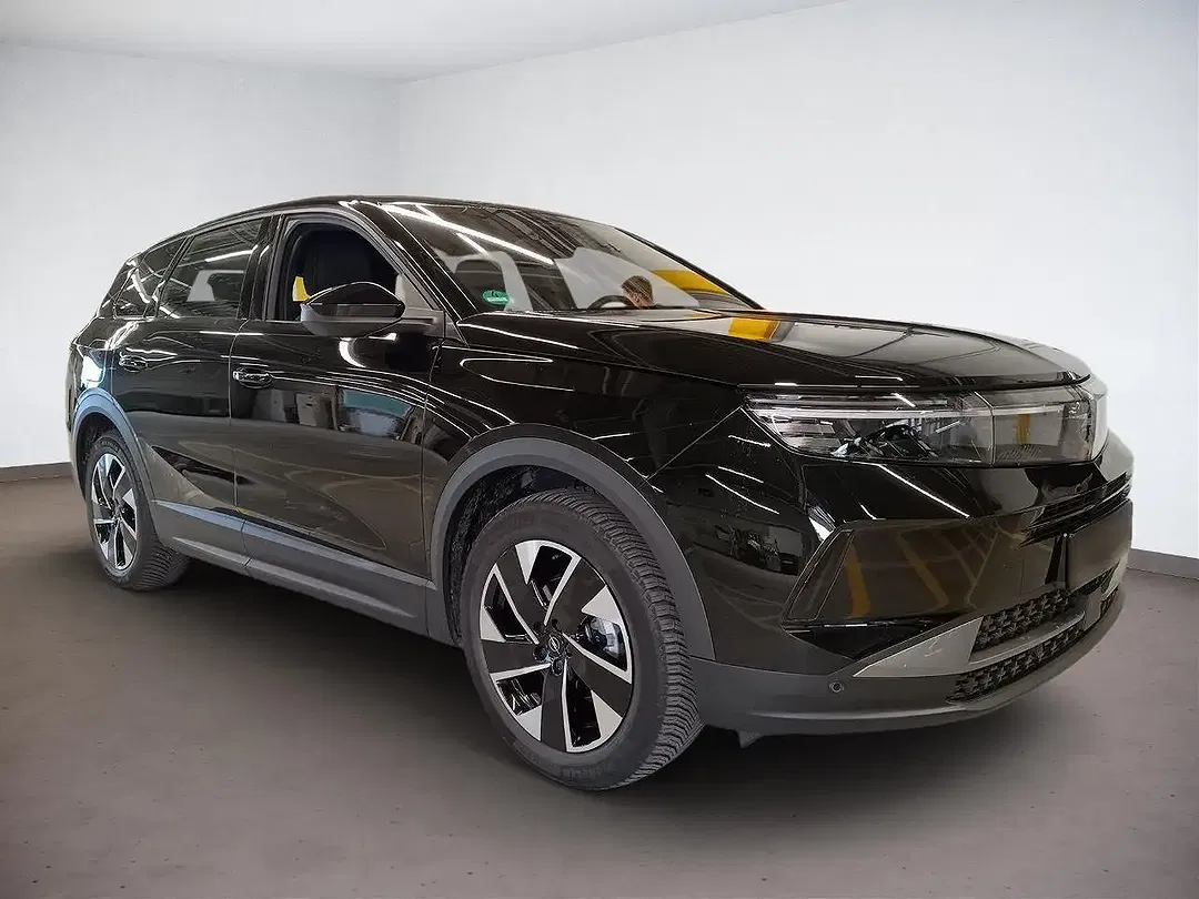 Opel Grandland - Thumbnail 3