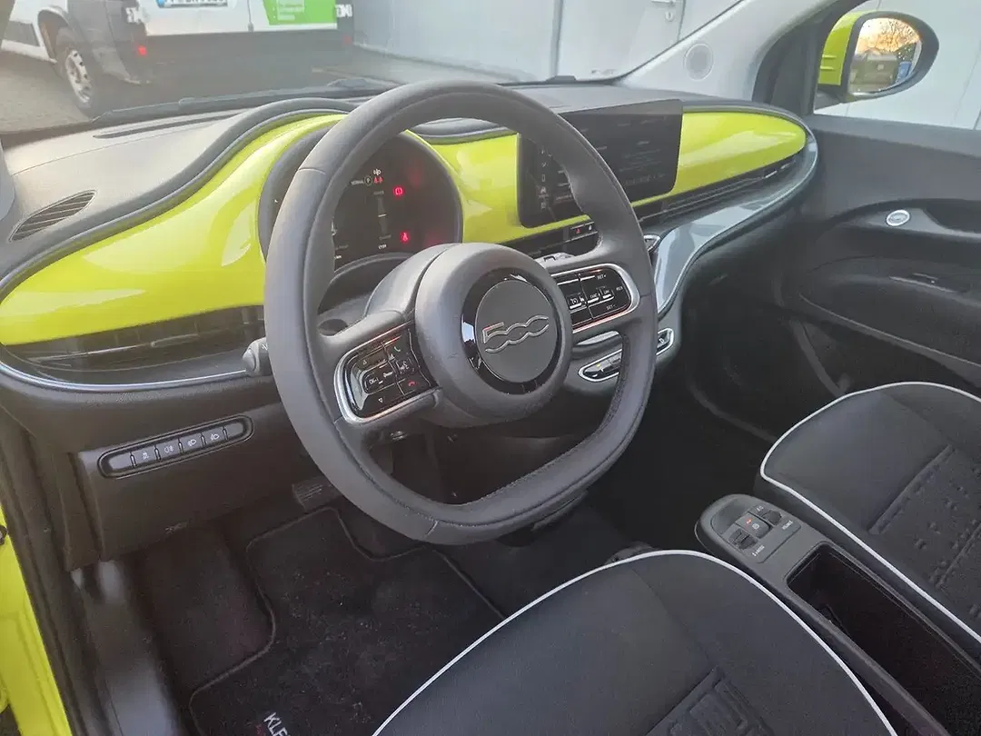 Fiat 500e - Thumbnail 12