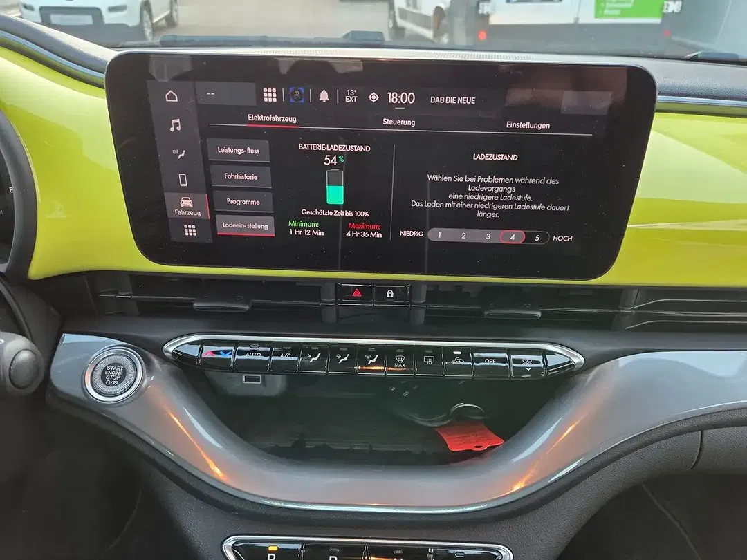 Fiat 500e - Thumbnail 14