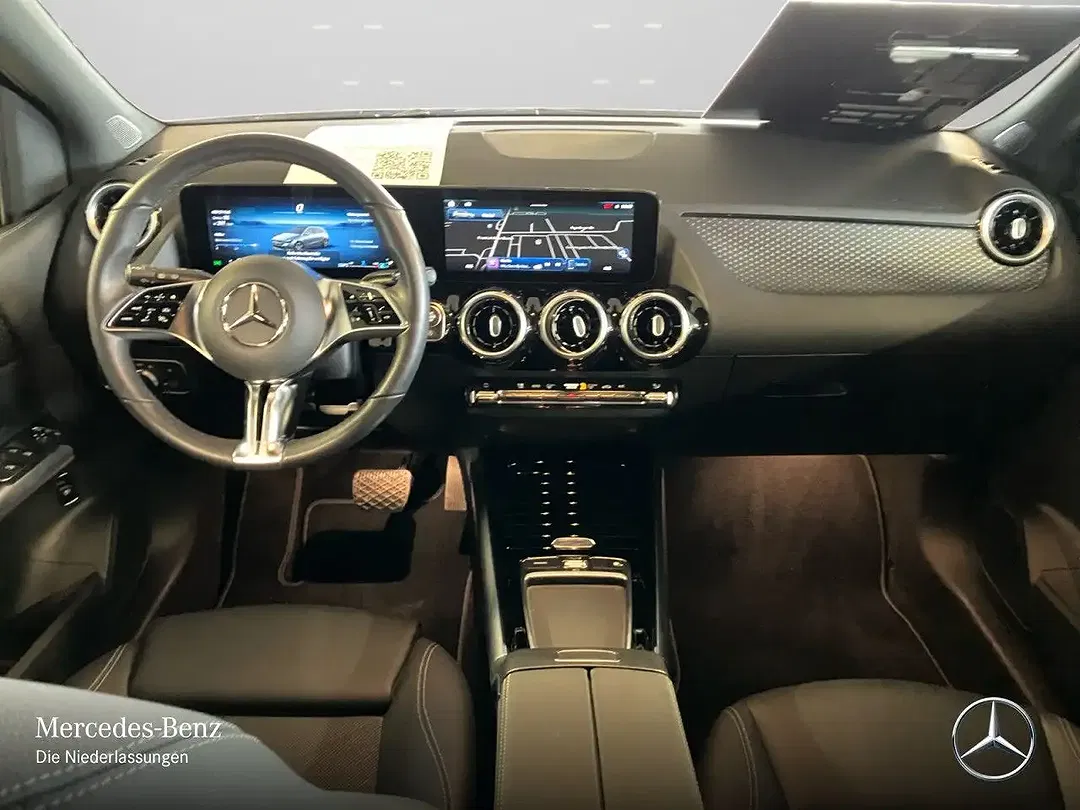 Mercedes-Benz B 200 - Thumbnail 12