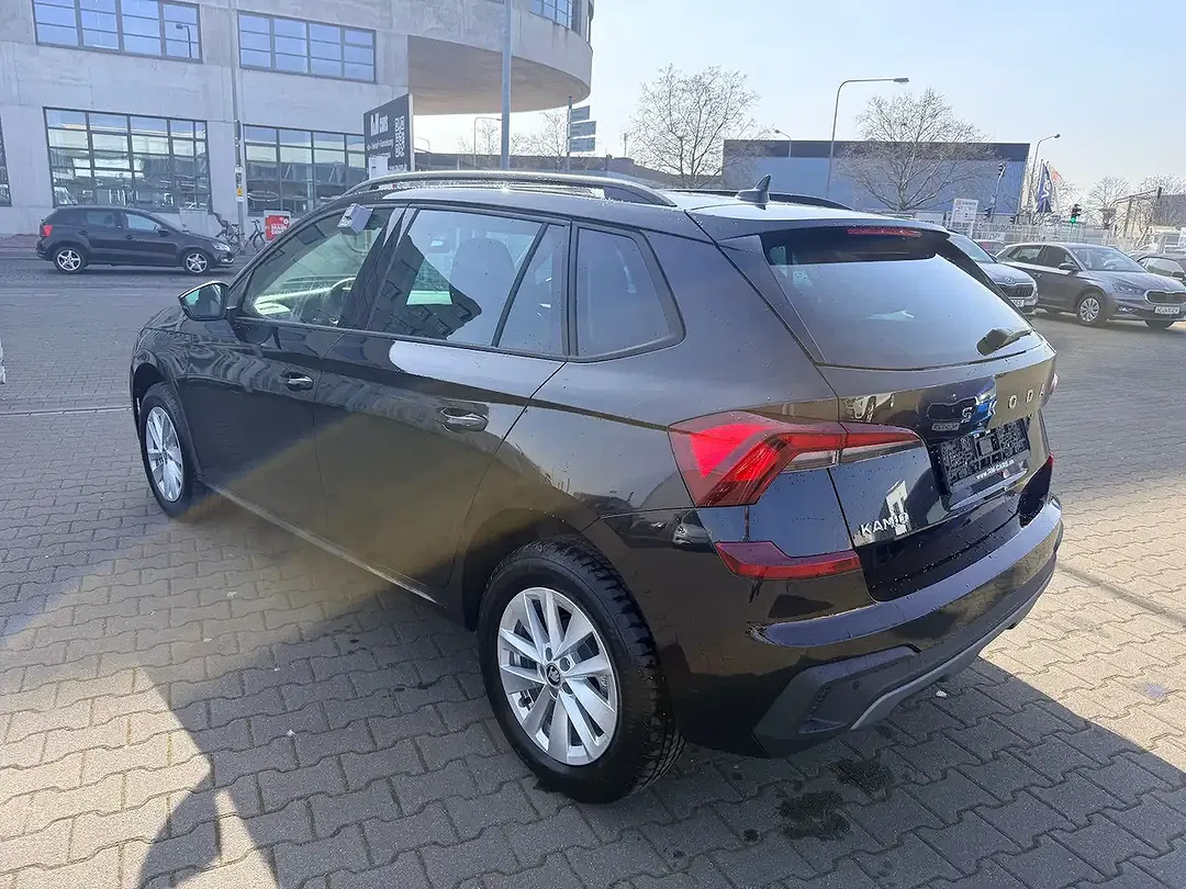 Skoda Kamiq - Thumbnail 4