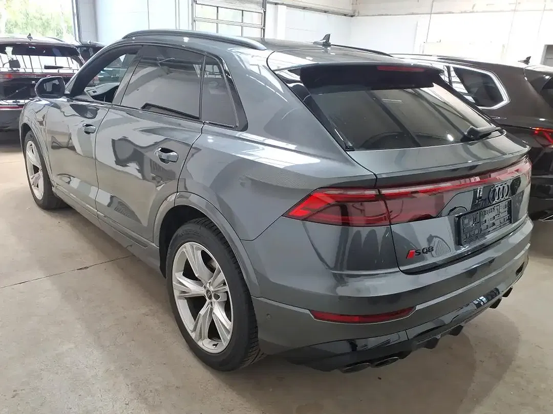 Audi SQ8 - Thumbnail 7