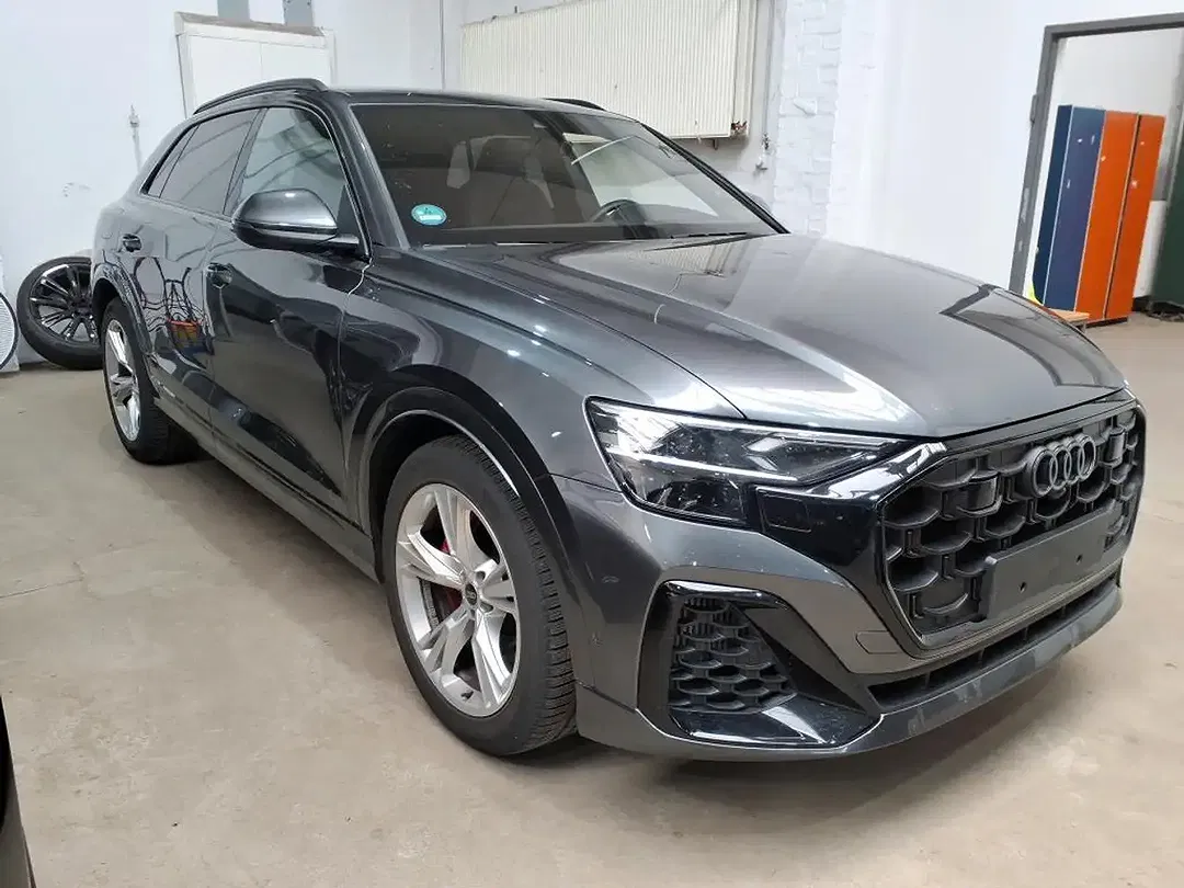 Audi SQ8 - Thumbnail 5