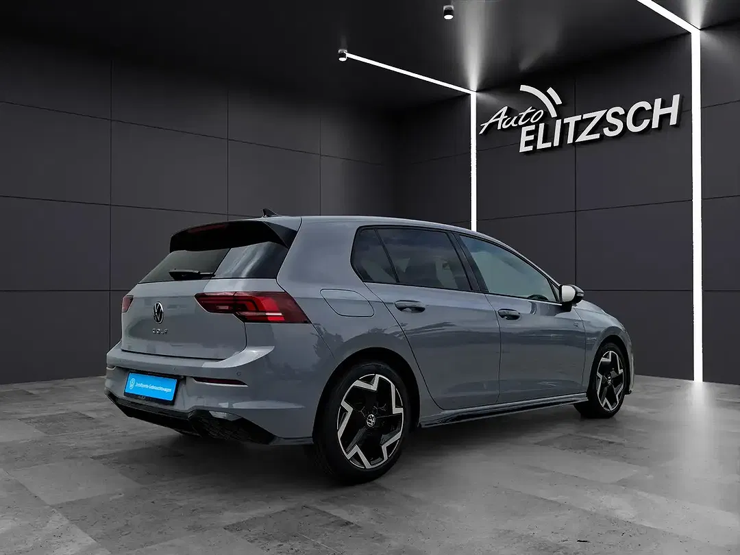 Volkswagen Golf - Thumbnail 4