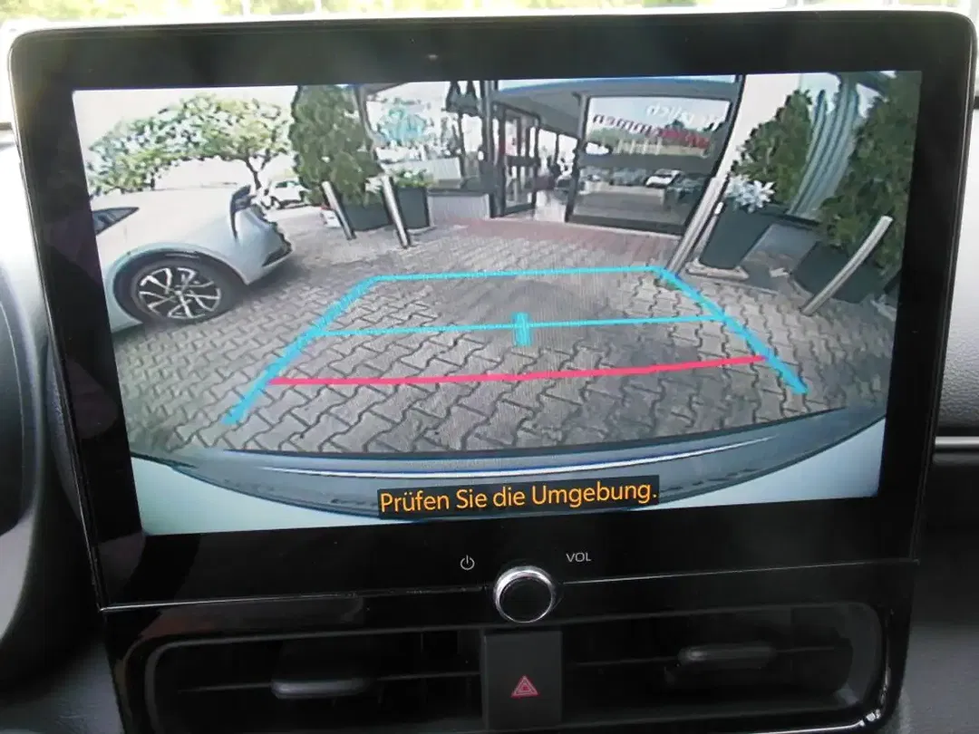 Toyota Yaris Cross - Thumbnail 8