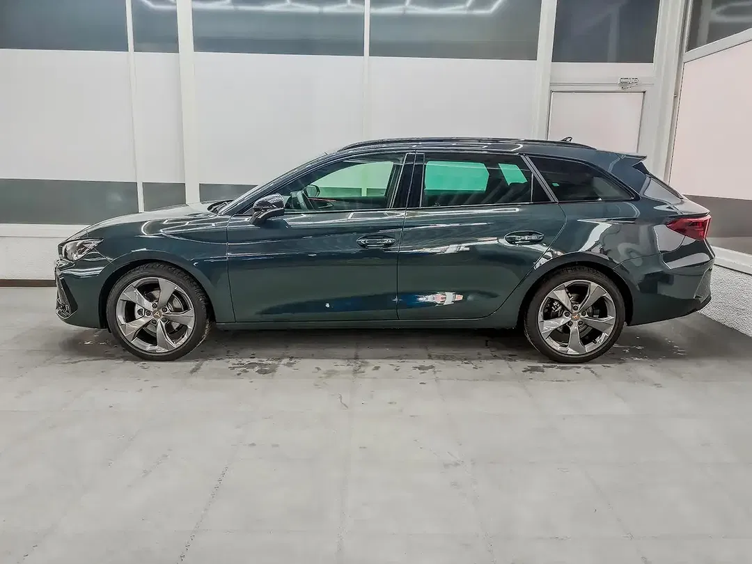 CUPRA Leon - Thumbnail 3