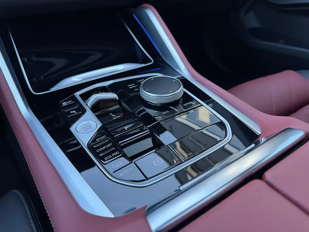 BMW X6 - Thumbnail 10