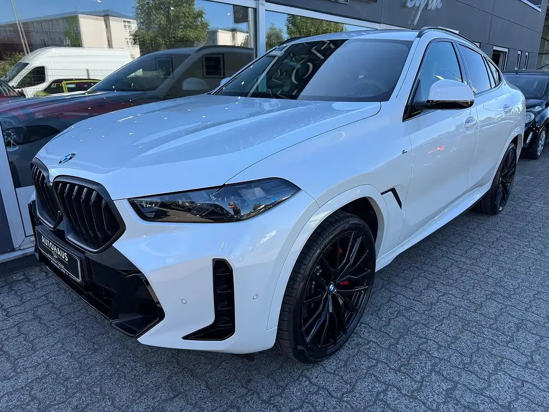 BMW X6 - Thumbnail 3