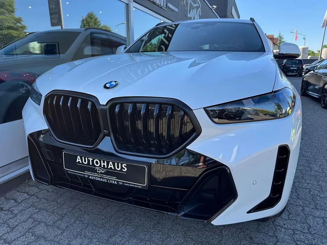 BMW X6 - Thumbnail 4