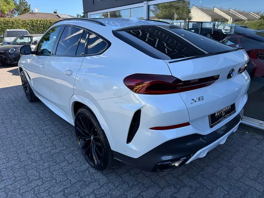 BMW X6 - Thumbnail 5