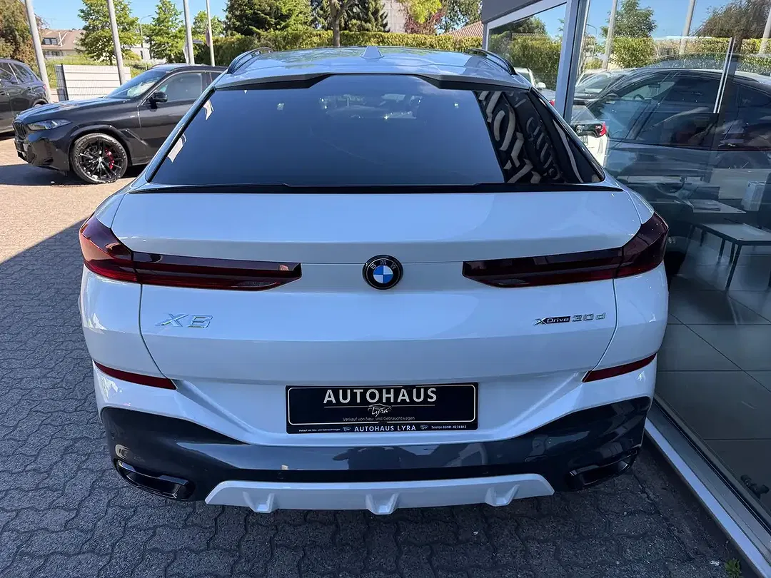 BMW X6 - Thumbnail 6