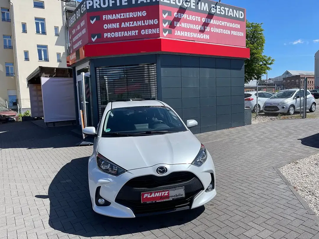 Mazda 2 - foto 1