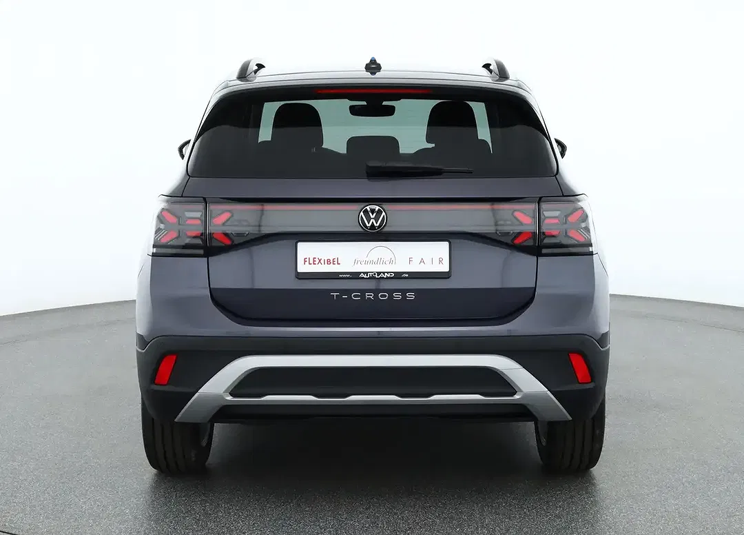 Volkswagen T-Cross - Thumbnail 3