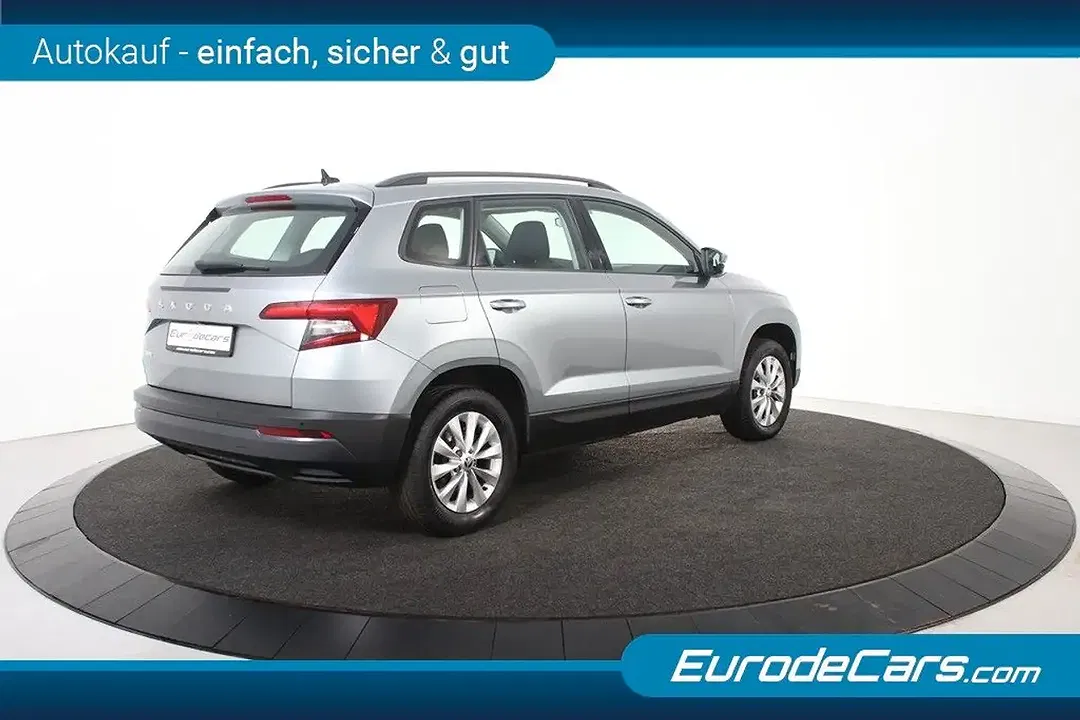 Skoda Karoq - Thumbnail 7