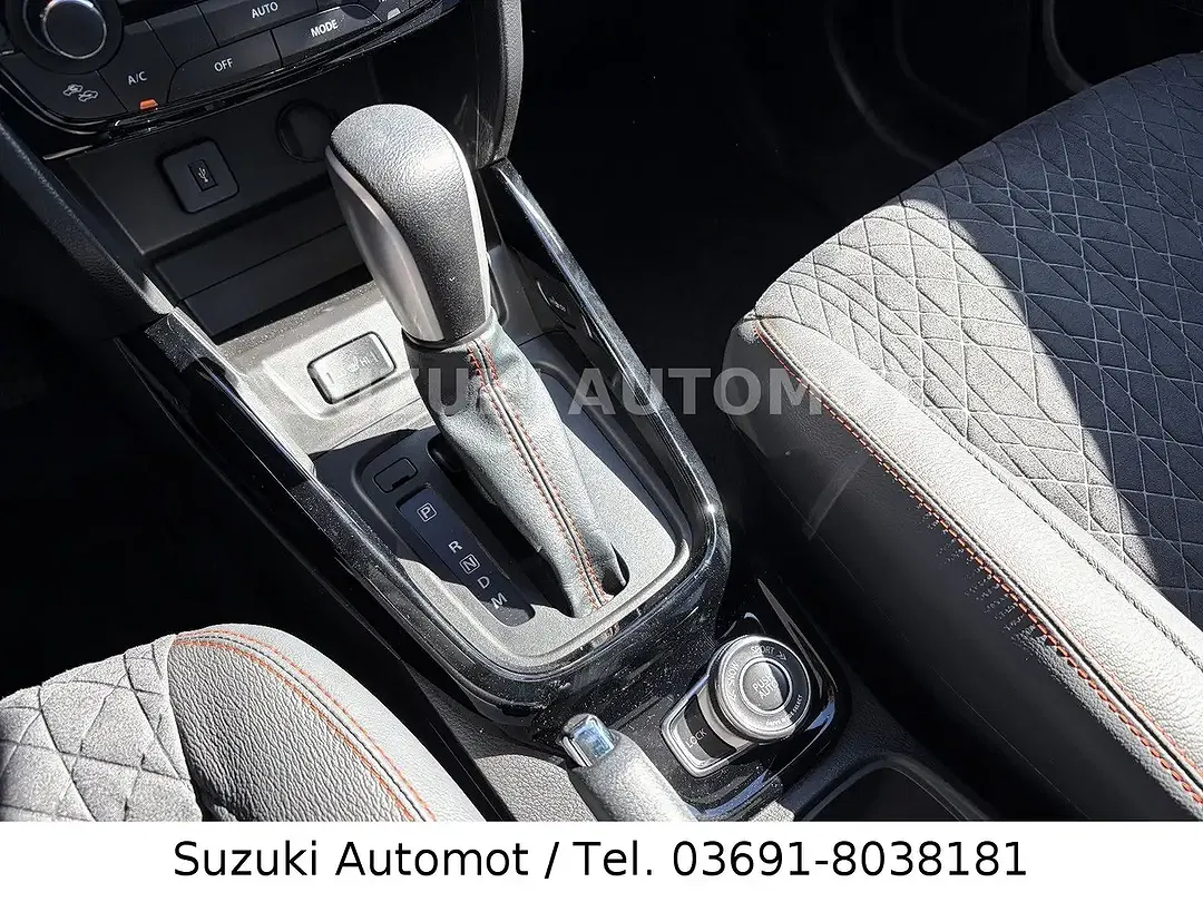 Suzuki Vitara - Thumbnail 14