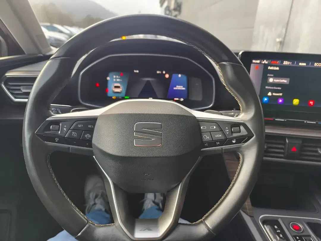 SEAT Leon - Thumbnail 11