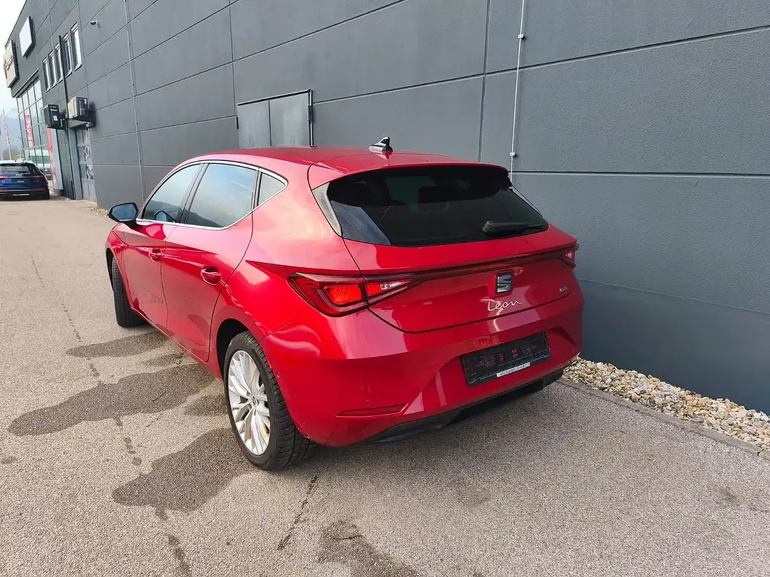 SEAT Leon - Thumbnail 6