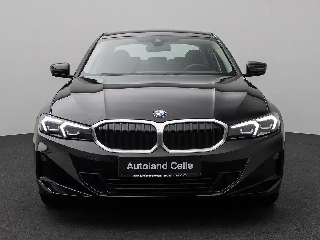 BMW 318 - Thumbnail 1