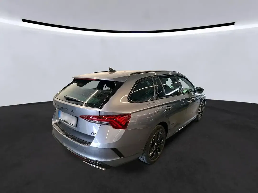 Skoda Octavia - Thumbnail 6