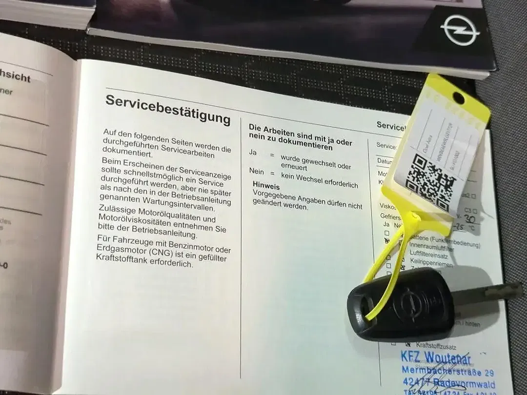 Opel Astra - Thumbnail 10