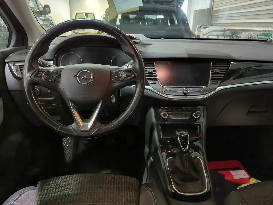 Opel Astra - Thumbnail 3