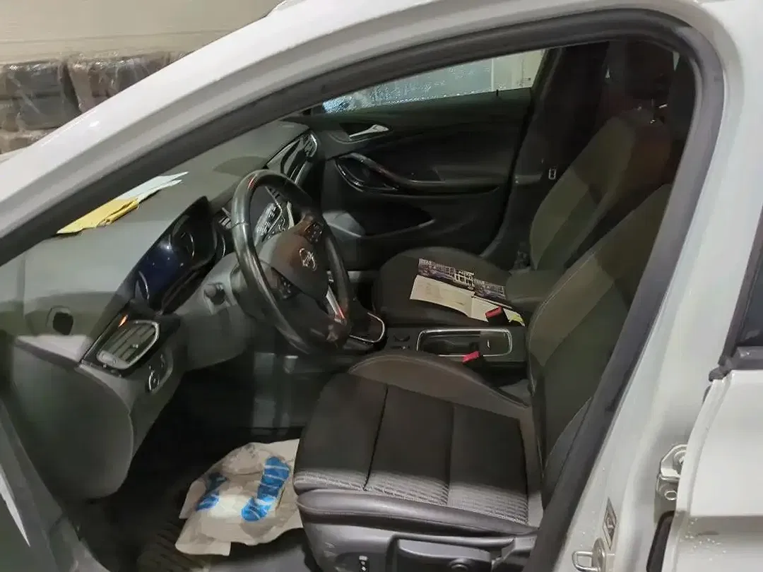 Opel Astra - Thumbnail 5
