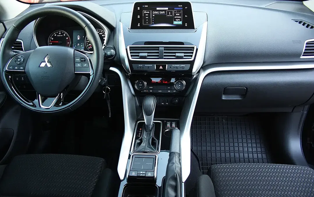 Mitsubishi Eclipse Cross - Thumbnail 13